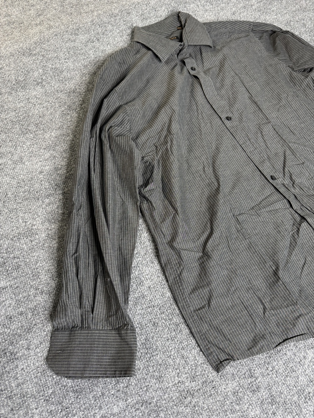 BCBGMAXAZRIA Shirt Mens L Gray Pinstripe Long Sleeve Button Up Modern Fit - Picture 2 of 14